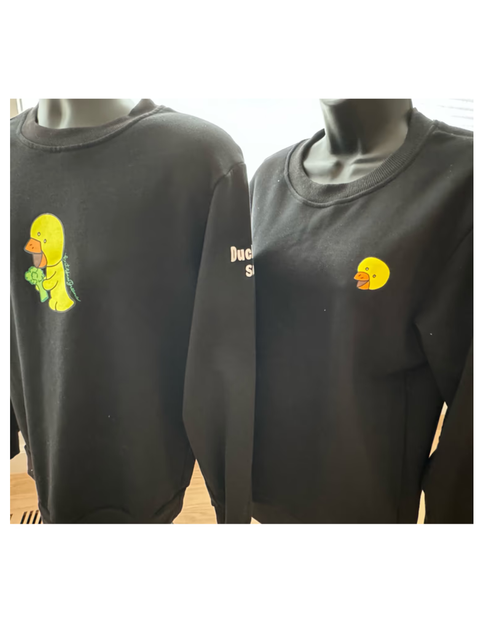 Sweatshirt