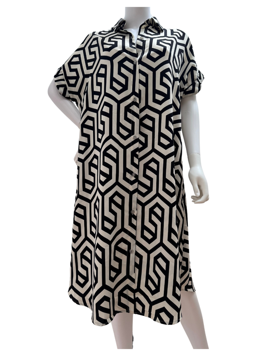 Geometric Black and White Resort Wear